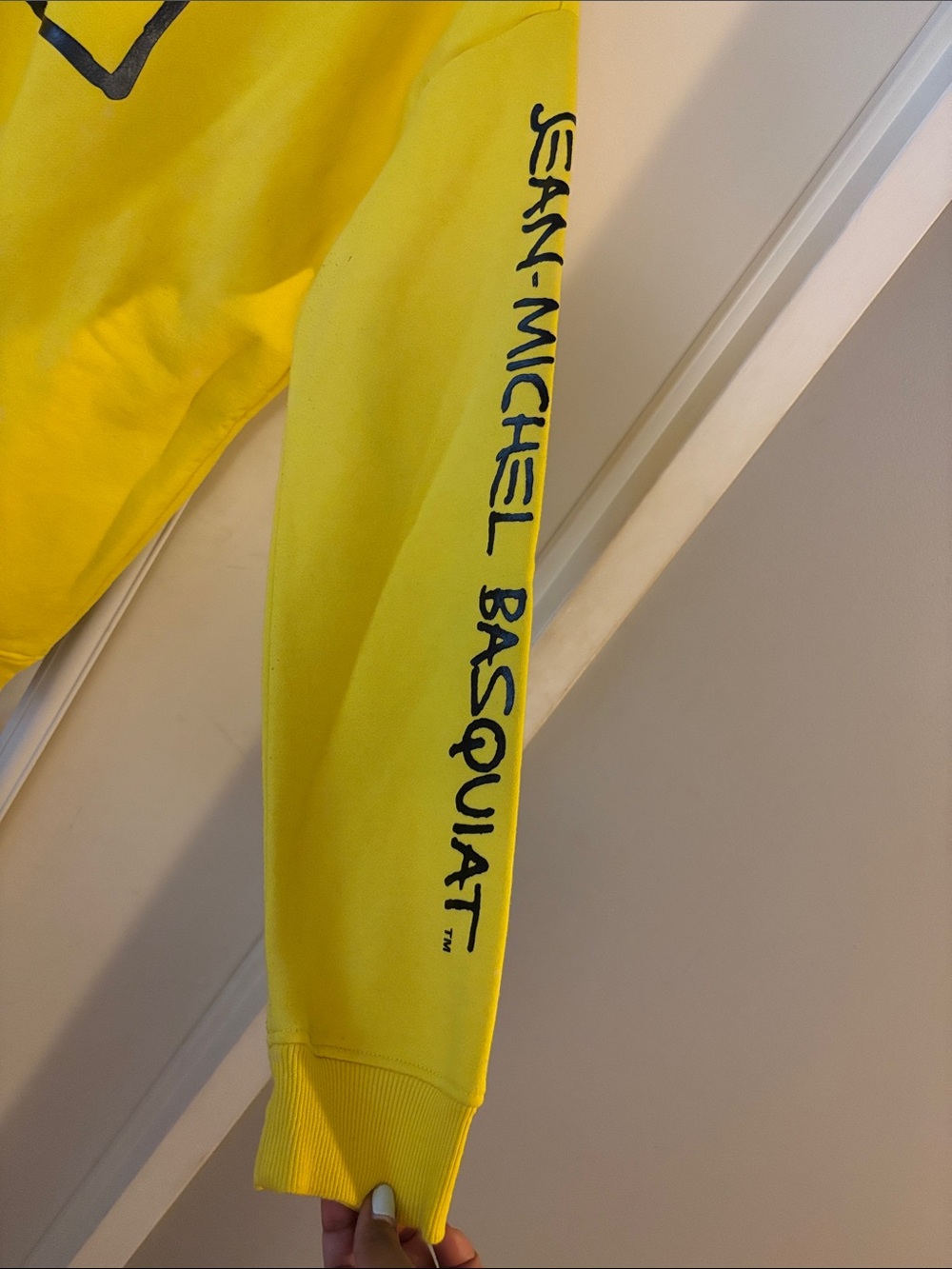 Forever 21 Yellow Crewneck Basquiat Sweatshirt with Black Crown Graphic - Picture 2 of 5